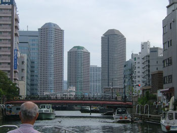 日本橋川から新川に入り大川へ