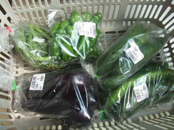 農産物販売所から野菜を購入