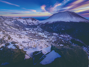 ２ 冬の風景 雪、氷、イルミネーション、雪の富士山 など