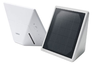 写真：三洋電機エネループ　ソーラー充電器