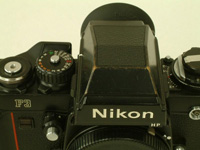 ＭＦ一眼レフの上側、シャッターボタン周辺の操作部（ニコンＦ３）