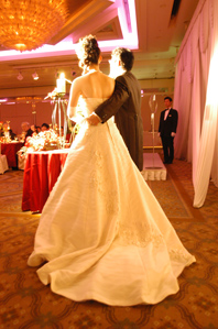 (1)ドレスが全部入るようにフレーミング