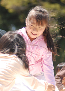 作例3 下を向いていても顔が明るい