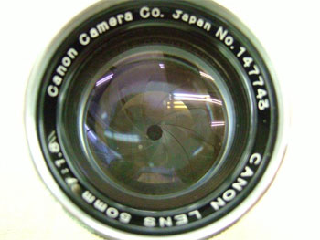 今回のカメラ修理：絞りの油分の湿潤