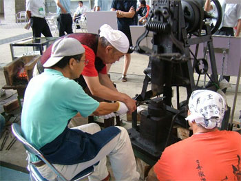 ならし打ちの様子