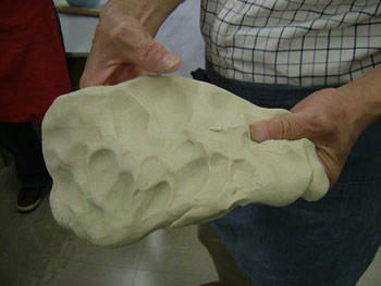 練り上げた蕎麦生地