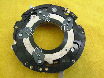 子羽根を並べる