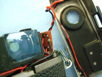 リード線を外す