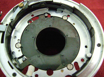 蕎麦友も急いで打っています