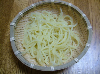 柚蕎麦を試し茹で