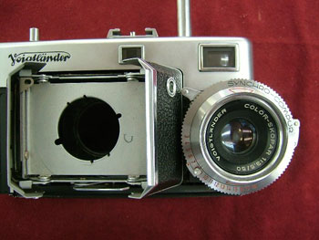 本体とシャッター部に分離