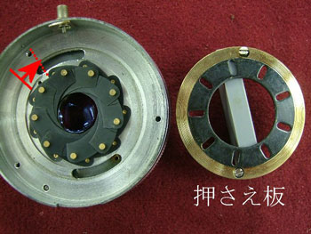 開放位置をずらした絞り羽根