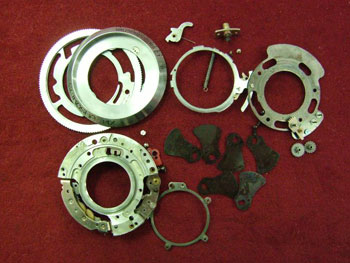 分解した精工舎MXシャッター