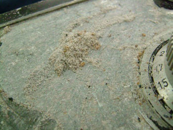 アルミ錆の砂山