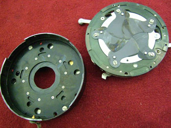 レンズシャッターの油分の湿潤