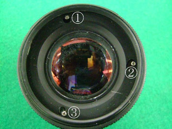 カシメられたG１レンズ