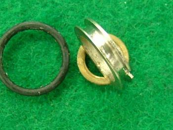 錆を落としたブレーキ保持環