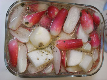 小蕪・ラディッシュのマリネ