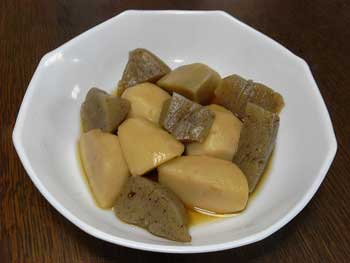 蒟蒻との炊き合わせ