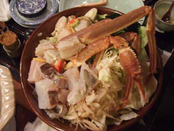 タラ・シロサバフグ・ズワイガニの鍋