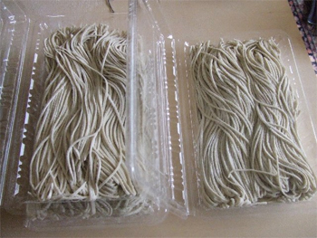 ４００ｇ毎に容器に