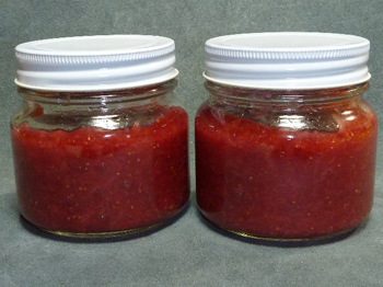イチゴジャム二瓶