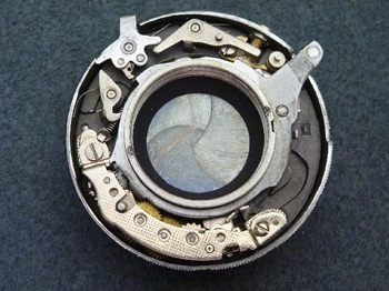 シャター機構部