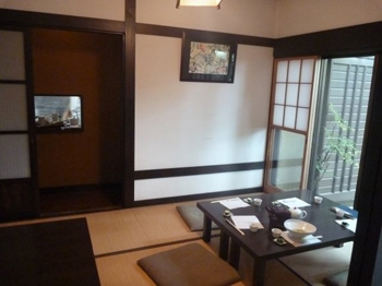 座敷