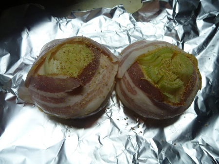 ベーコンを巻く