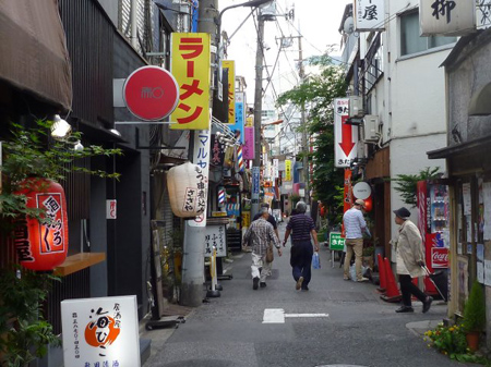 飲み屋街