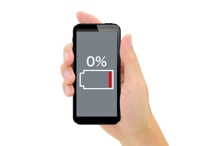iPhoneのバッテリー消耗を抑える方法はある？