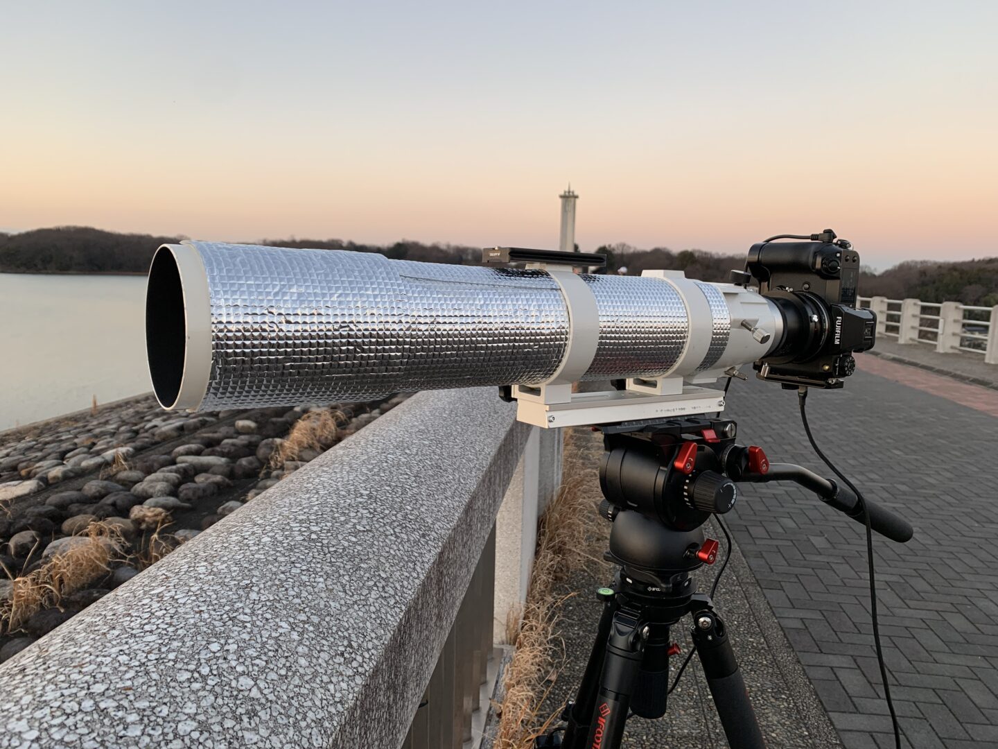 天体望遠鏡を使った撮影ハウツー｜天体望遠鏡の魅力とカメラの接続方法