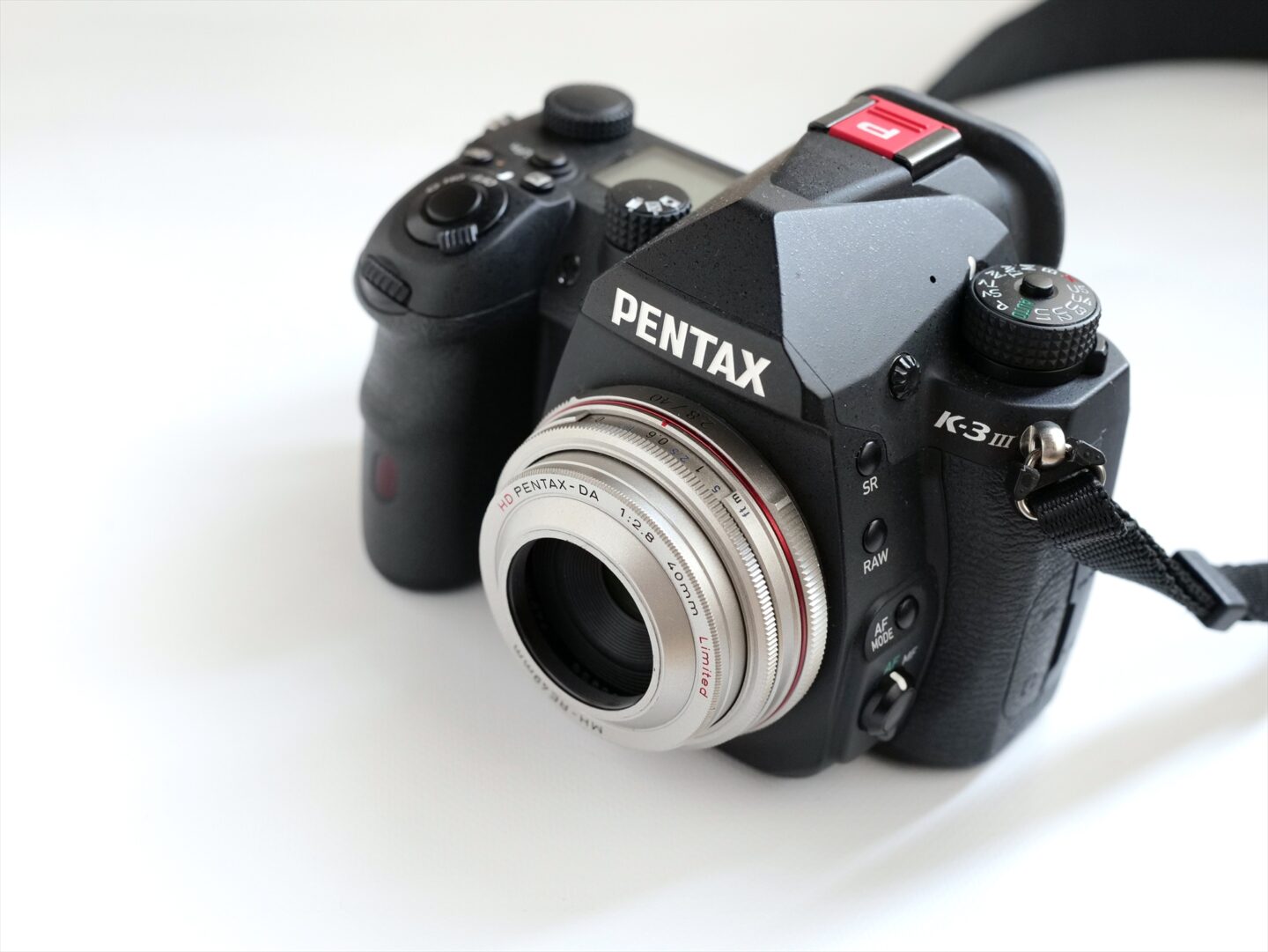 人気が高い smc PENTAX-DA F2.8 40mm Limited パンケーキレンズ 