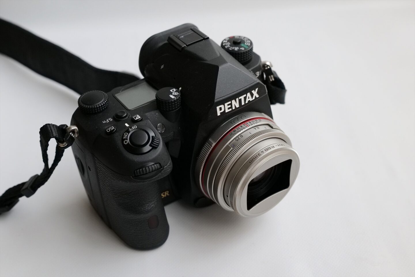 PENTAXペンタックスDA 21mmF3.2LIMITED ボディ購入値引き