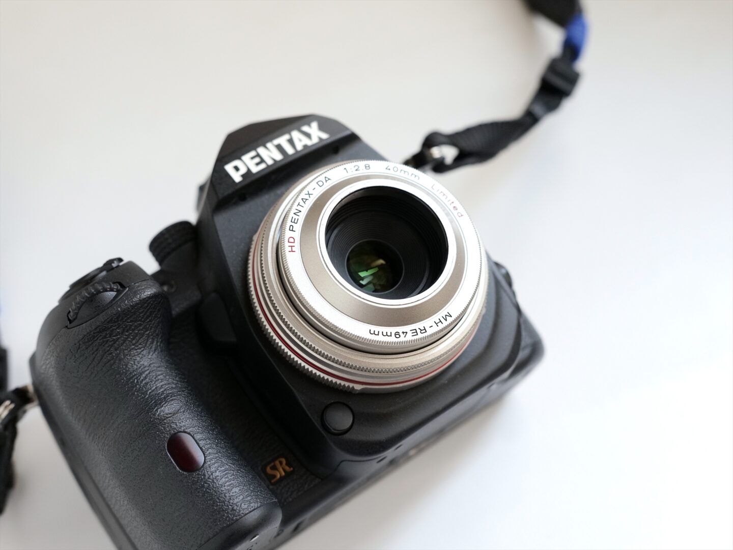 HD PENTAX-DA 40mmF2.8 Limited シルバー 超軽量薄型パンケーキレンズ