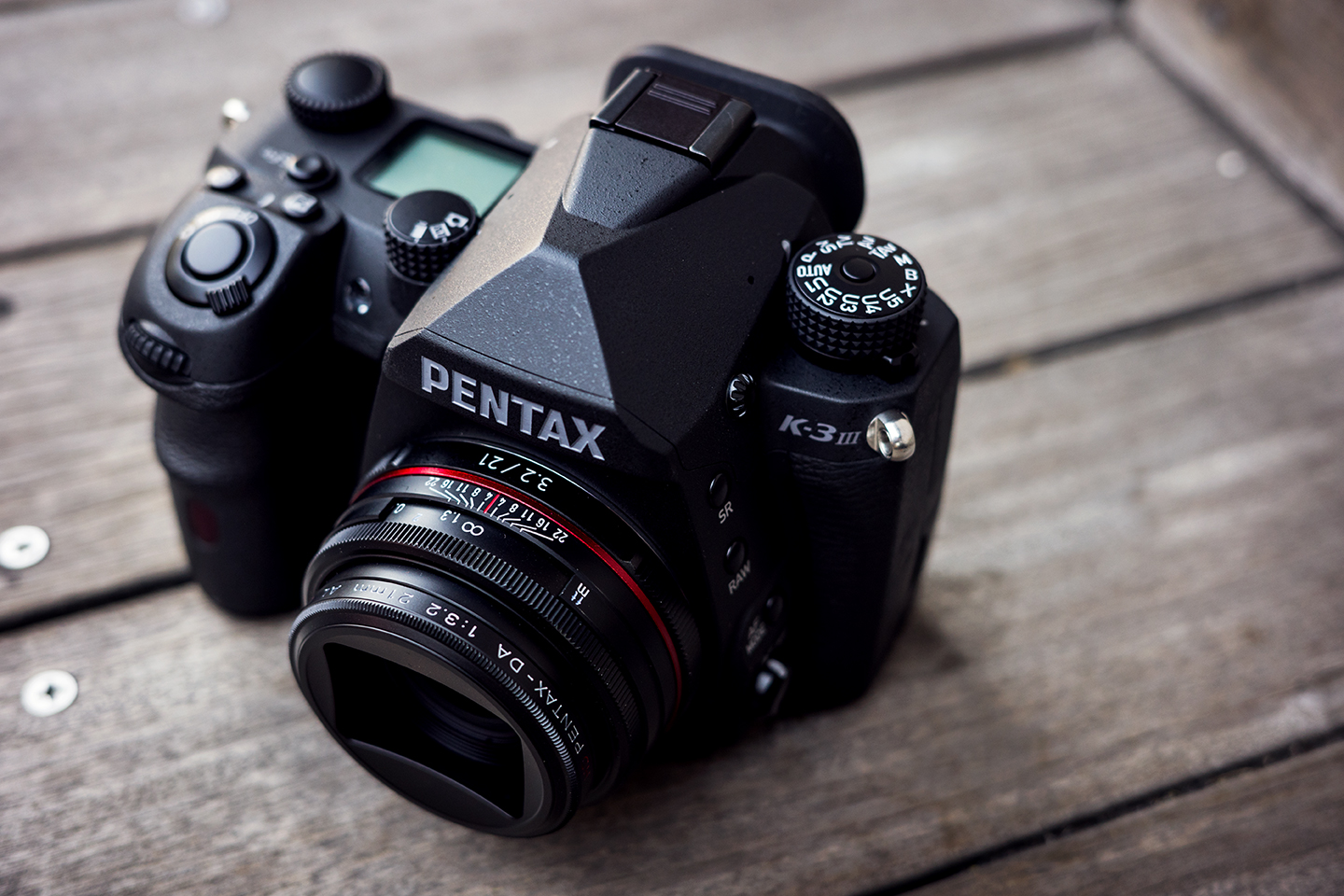 PENTAX K-3 Mark III Monochrome レビュー｜モノクロ力がアップする