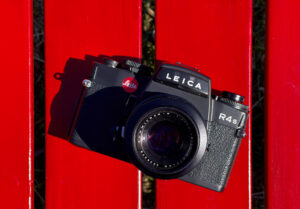 モルト劣化のジャンクフィルムカメラ「ライカ R4s」のモルトを交換してみました