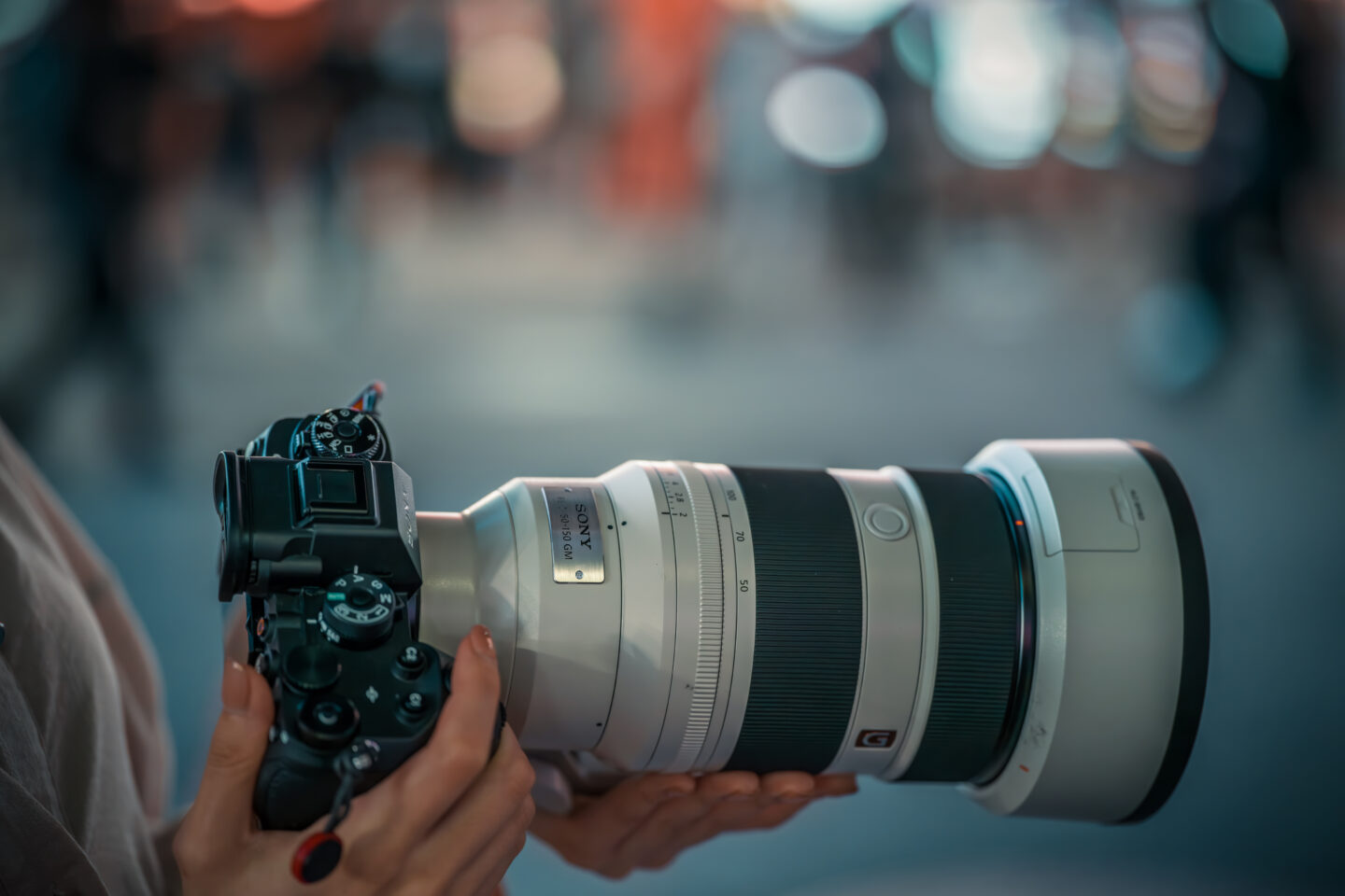ソニー FE 50-150mm F2 GM レビュー｜圧巻のボケと高速AFが切り拓く 