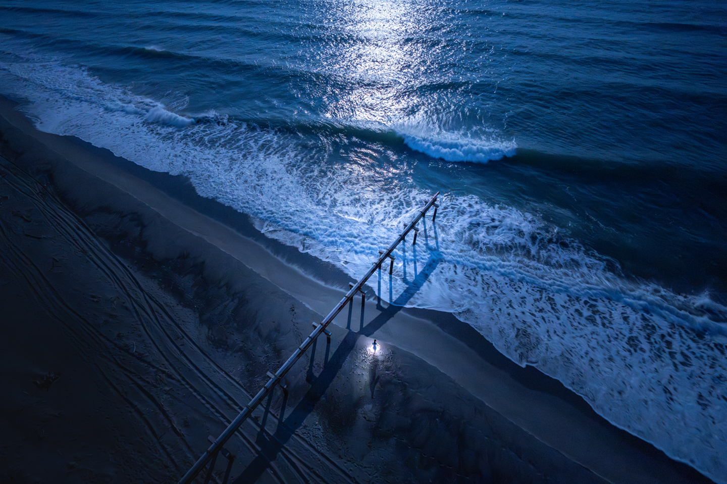 天空からのレンズレビュー | ソニー FE 16mm F1.8 Gが拓く新たな表現の地平