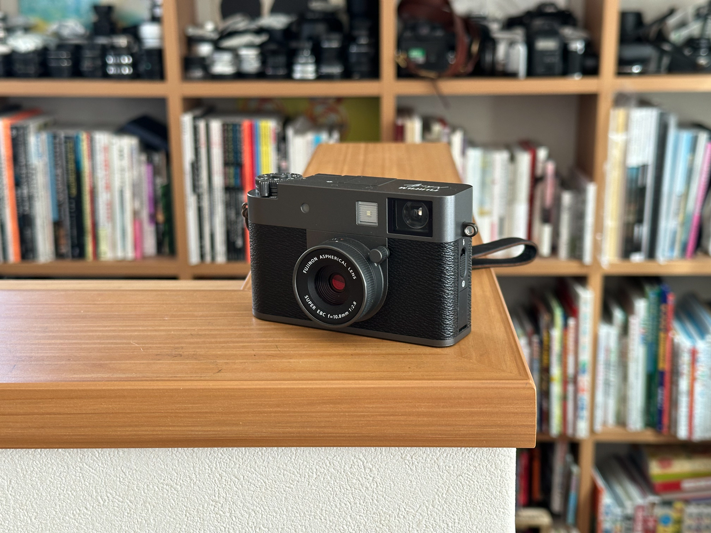 デジタルカメラの新アプローチ！フィルム＆デジタルの融合 富士