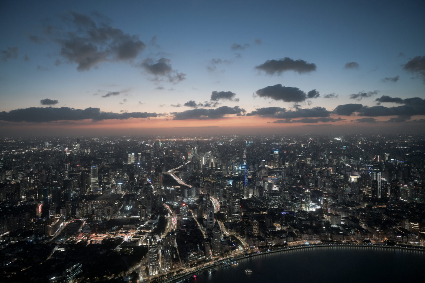 ニコン ZRで旅する上海｜写真好きに使ってもらいたいシネマカメラ