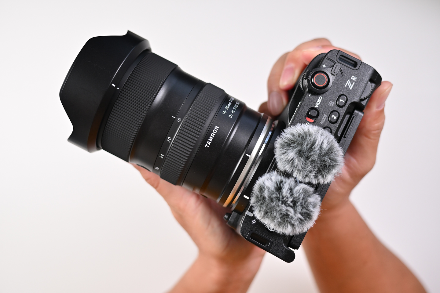 進化と表現の幅が広がるタムロン 16-30mm F/2.8 Di III VXD G2