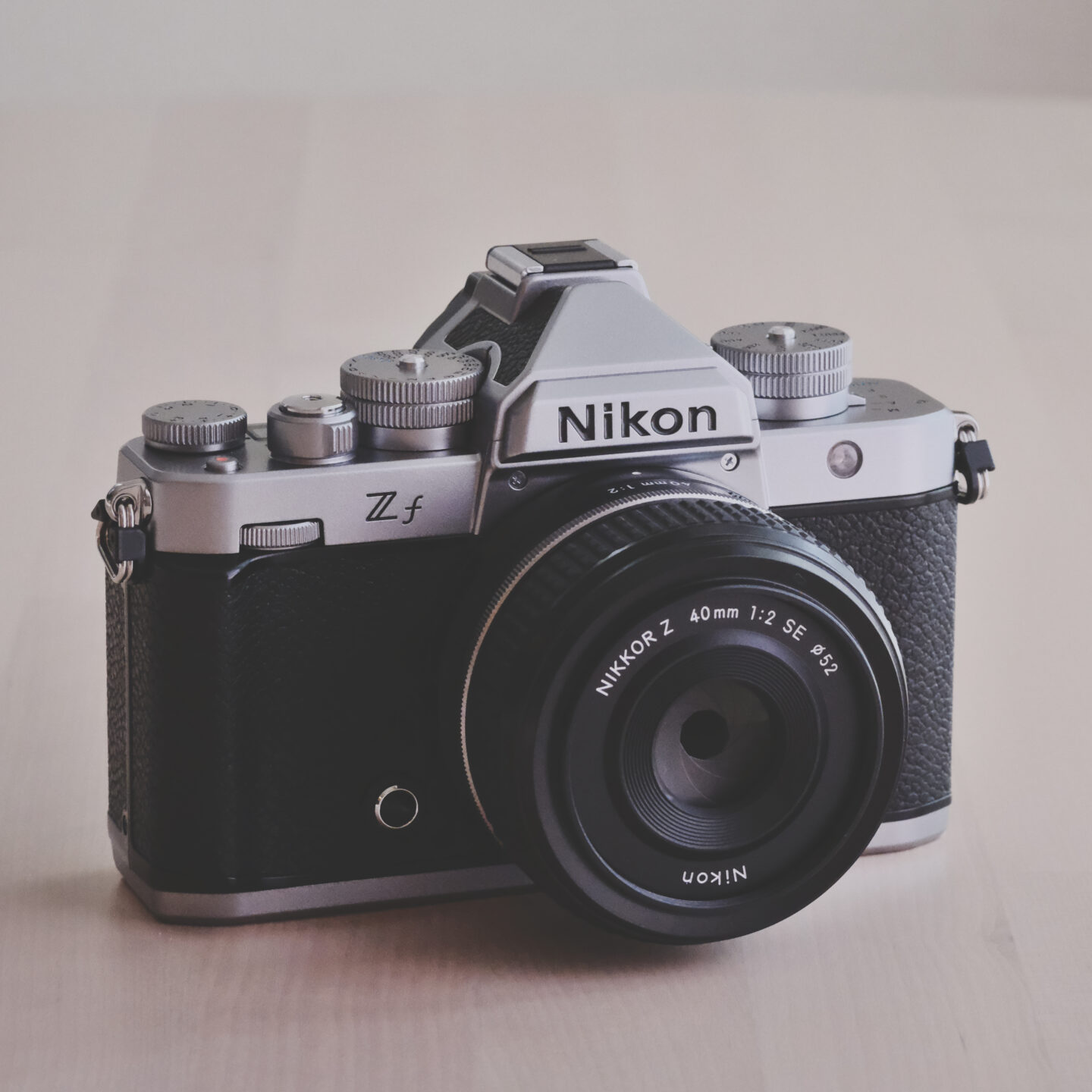 新色登場！ニコン Zf シルバーをレビュー｜写真家 ミゾタユキ