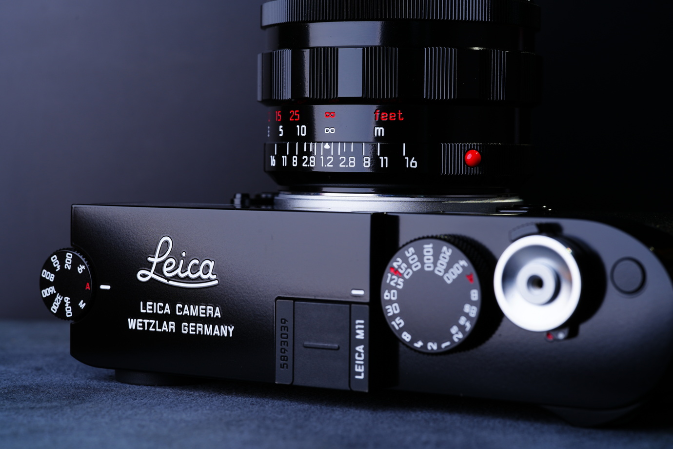 新宿 北村写真機店のカウンターで、お薦めライカを味わい尽くす｜Vol.043ライカM11 グロッシーブラック