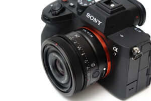 ソニー FE 24mm F2.8 G レビュー｜機動性と描写力を高いレベルで両立