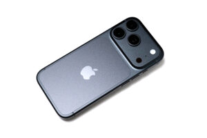 アップル「iPhone 18 Pro」絞り羽根を搭載した最新鋭端末