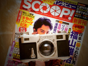 映画の中の、あのカメラ｜24 SCOOP！（2016）Contax II型