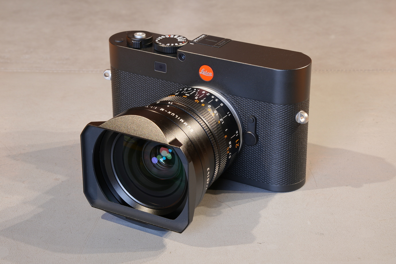 줌밀룩스-M f1.4/21mm ASPH. 장착