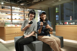 旅先こそ、モノクロ。 どんな国でも、写真に集中できるから。山口規子・コムロミホ合同写真展「MONOCROMES」インタビュー