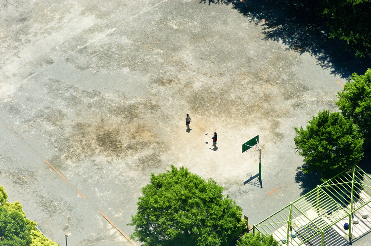 04_富久浩二さんが都庁展望台からの運動場を撮影した作例.jpg